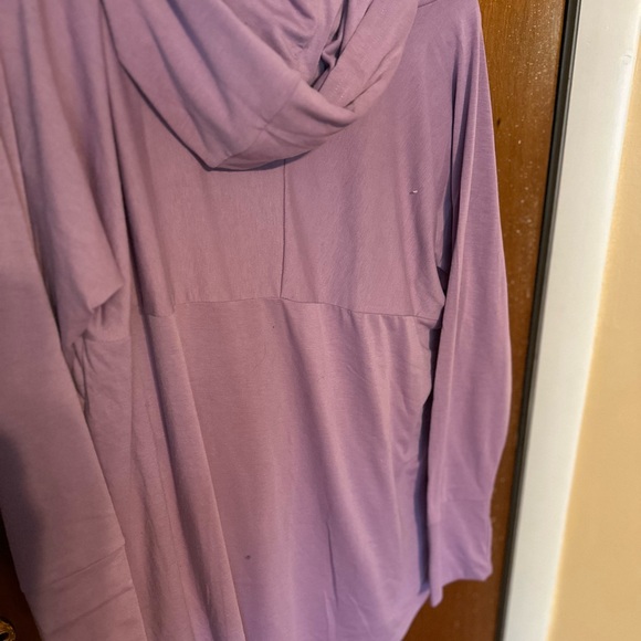 LulaRoe Amber hoodie - Picture 4 of 4
